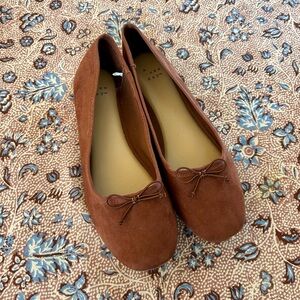 A New Day Women's Suede Brown Ballet Flats